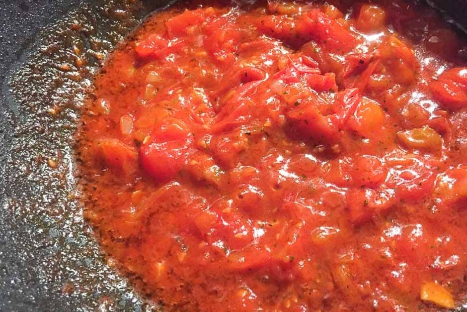 Tomato Sauce strained Tomatoes Recipe Image