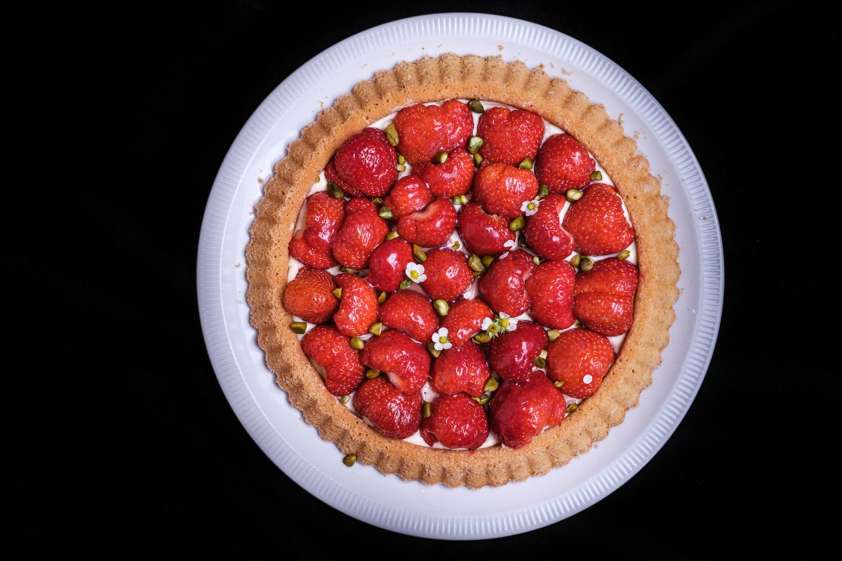 Strawberry cake recipe image