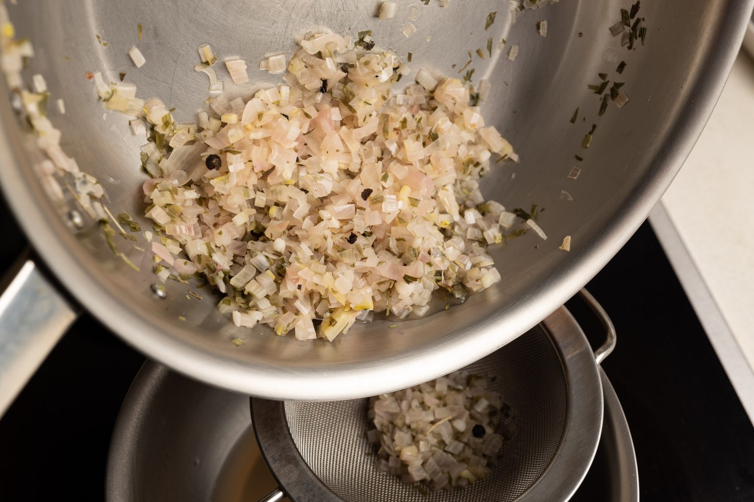Béarnaise Sauce Recipe Top 3*: Step-by-step instructions with ...