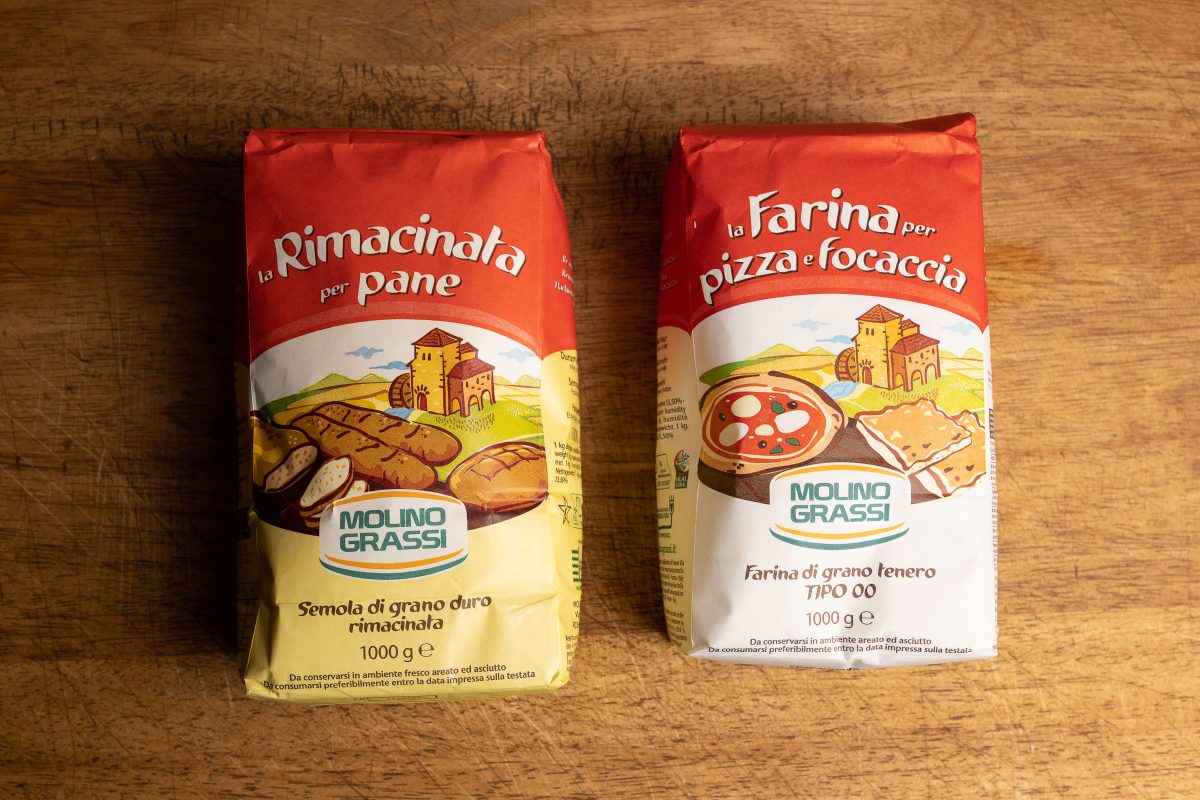 Types of flour for pizza dough